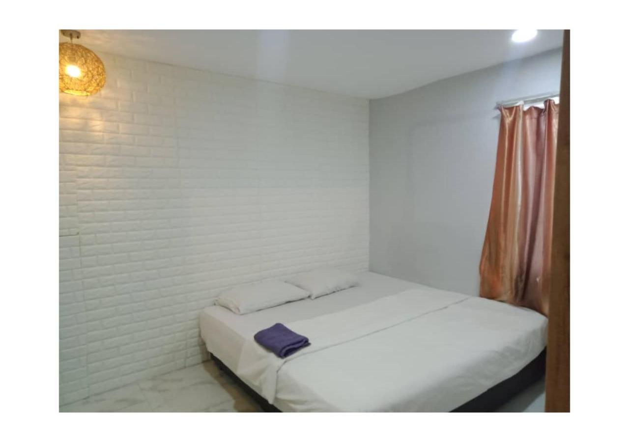 Express Oyo Hotel kapsul